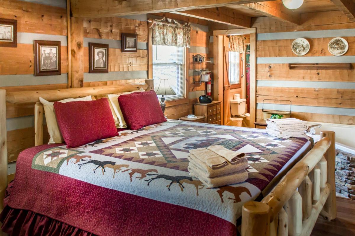 Suits Us Pigeon Forge Εξωτερικό φωτογραφία