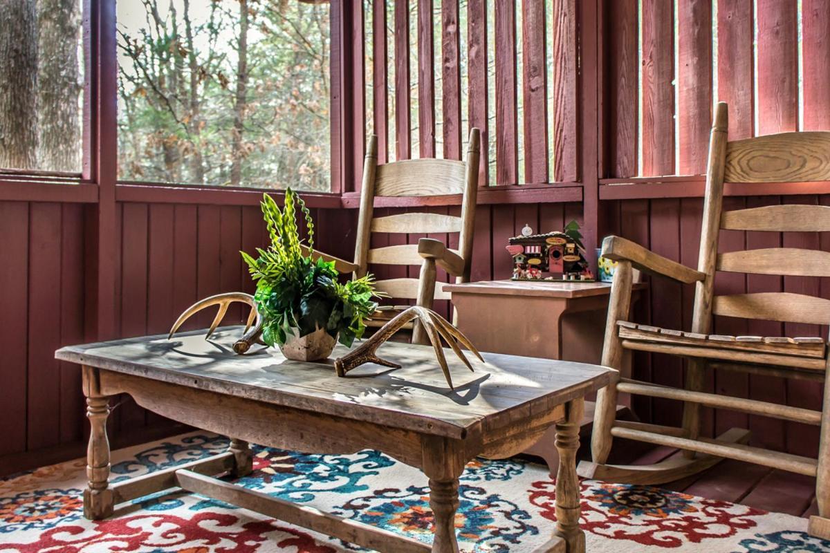 Suits Us Pigeon Forge Εξωτερικό φωτογραφία